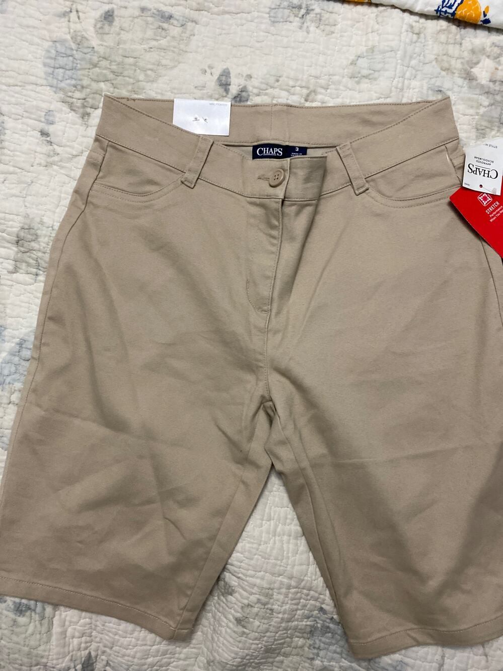 Chaps skinny Bermuda shorts size 3 nwt